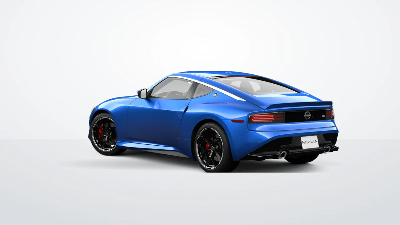 Rear three-quarter in the studio